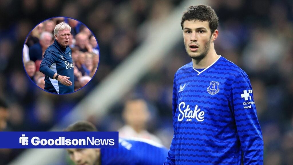 View: Everton backed into a corner with 'complete midfielder' after Moyes comments