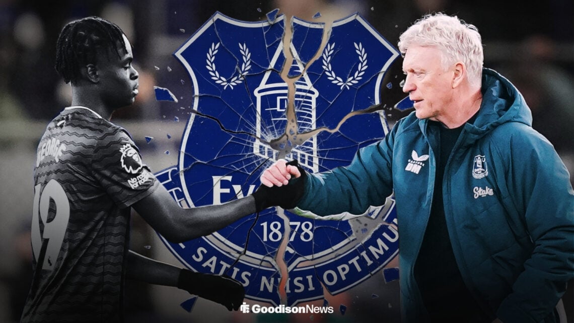 Everton Manager David Moyes right congratulates Tyrique George of Everton after the Premier League match at the Hill Dickinson Stadium