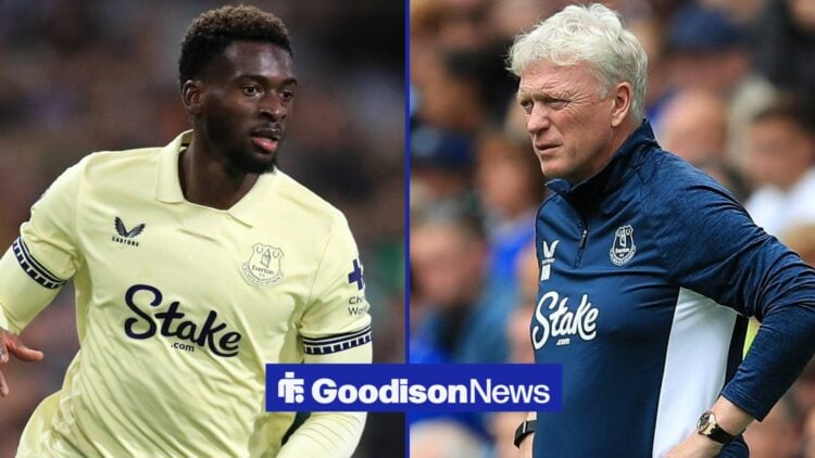 9th August 2025 Hill Dickinson Stadium, Liverpool, England Pre Season Football Friendly, Everton versus Roma Everton manager David Moyes and 27th D...