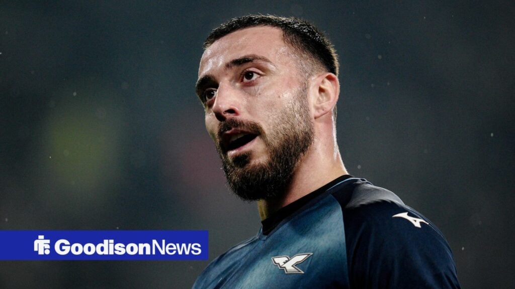 Everton want defender who Euro club may be forced to sell - report