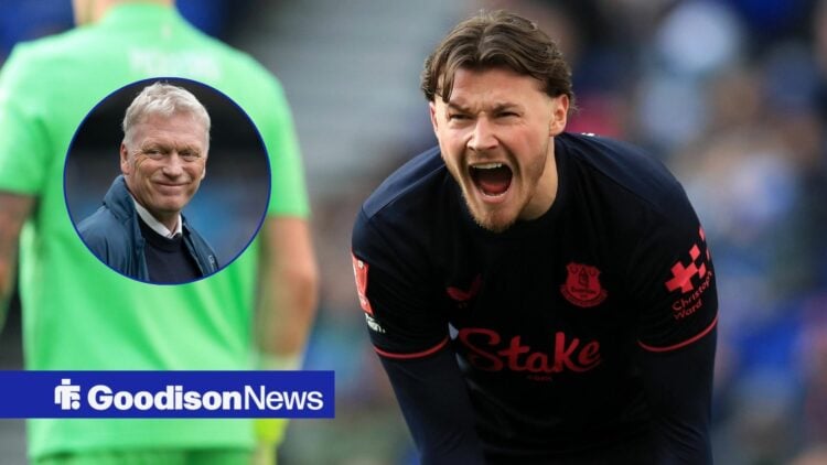 Nathan Patterson of Everton reacts in the FA Cup game with Sunderland.