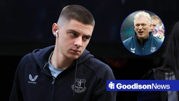 Everton star Vitalii Mykolenko looking miserable, David Moyes, Manager of Everton, celebrates towards the fans following victory in the Wolverhampt...