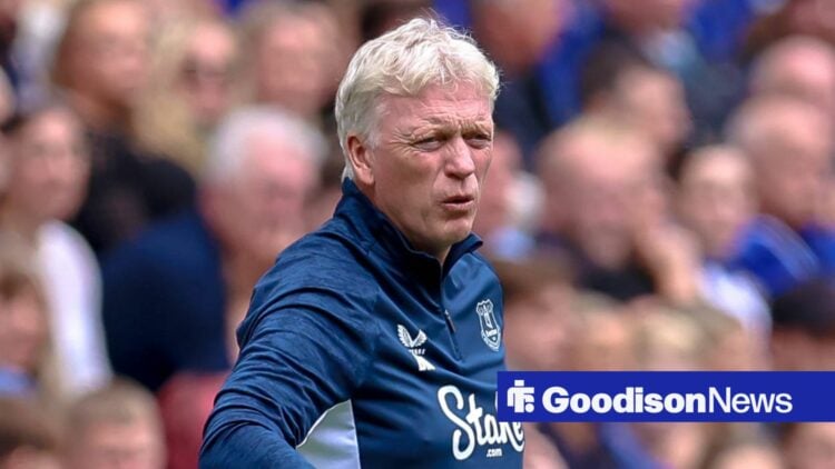 David Moyes grimaces on the touchline