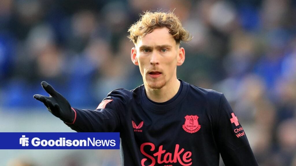 Everton fan fave reacts to 'worst' decision he's received in social media post