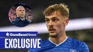 Kiernan Dewsbury-Hall Of Everton during the Everton FC v West Ham United FC English Premier League match, Liverpool manager Arne Slot looking unimpressed.