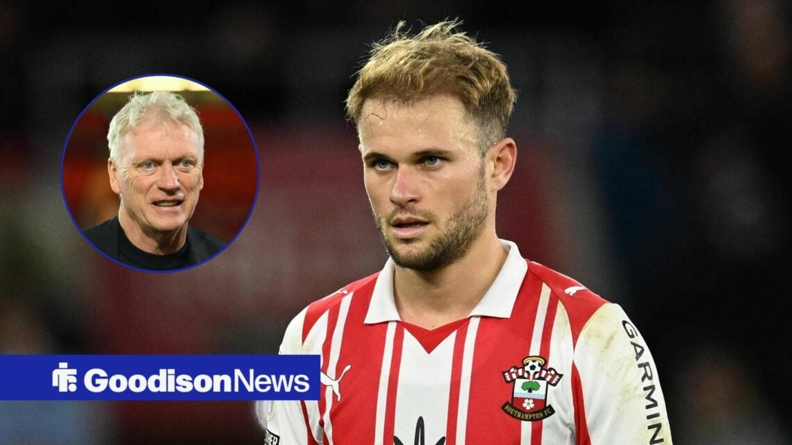Leo Scienza of Southampton during the EFL Sky Bet Championship match between Southampton and Hull City, David Moyes manages Everton during the Prem...