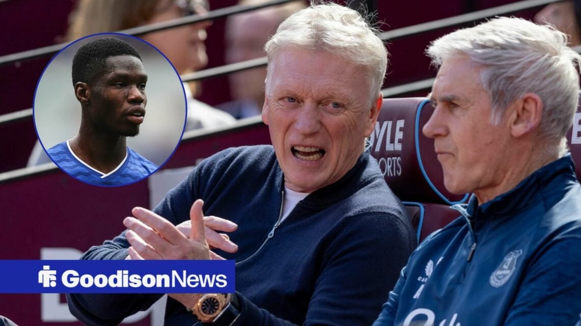 Everton manager David Moyes at the London Stadium, Stratford looking towards a circle inset of Thierno Barry playing for Everton