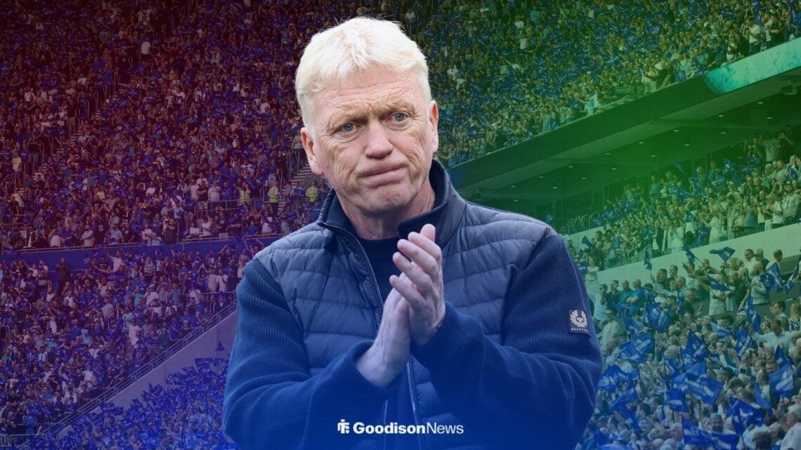 David Moyes applauding