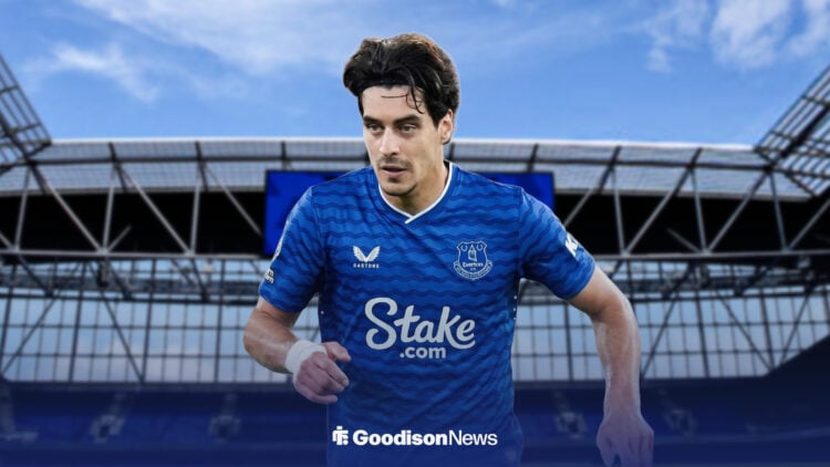 Diogo Leite in an Everton shirt