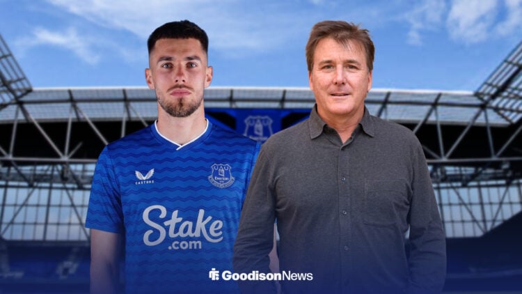 Oscar Mingueza in an Everton shirt with Dan Friedkin stood next to him, both outside the Hill Dickinson Stadium.