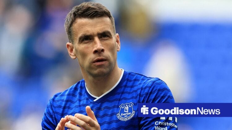 17th May 2026 Hill Dickinson Stadium, Liverpool, England Premier League Football, Everton versus Sunderland Seamus Coleman of Everton applauds the ...